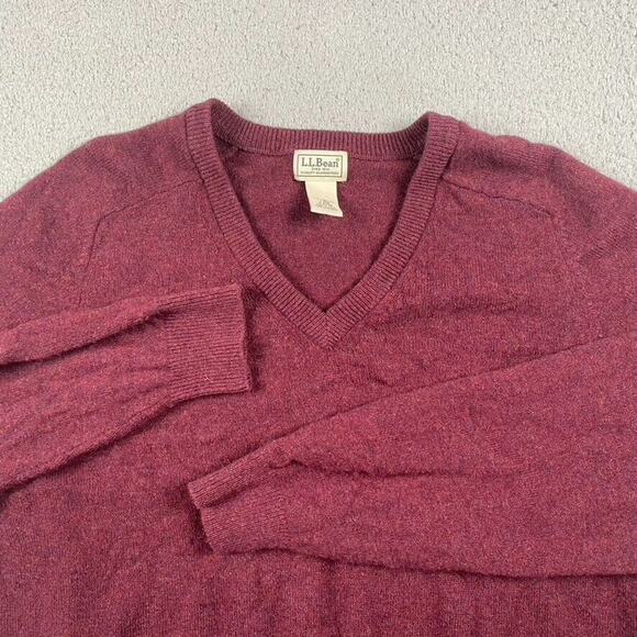 LL Bean Lambswool Sweater V-Neck Men's Large Red Lightweight - Picture 1 of 8